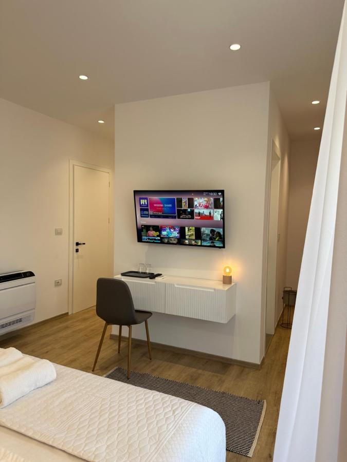 Hotel Restaurant Natyra E Qete Lezhë Екстериор снимка