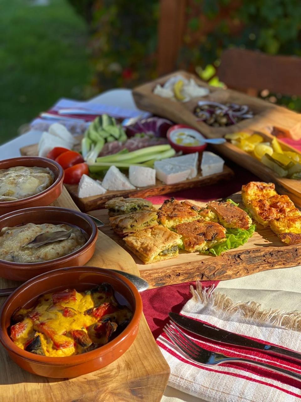 Hotel Restaurant Natyra E Qete Lezhë Екстериор снимка